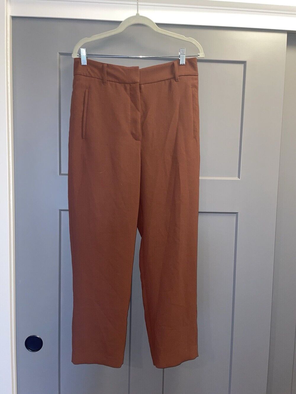 Aritzia Pants 12 Essential Wilfred Carrot Crepette Fabric High Waisted Trouser